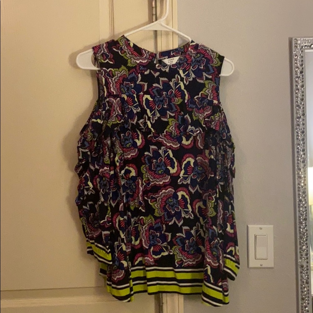 Women’s cold shoulder floral blouse